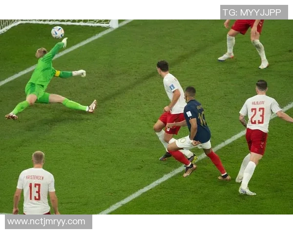 卡塔尔足球明星精彩瞬间全景展示与背后故事揭秘